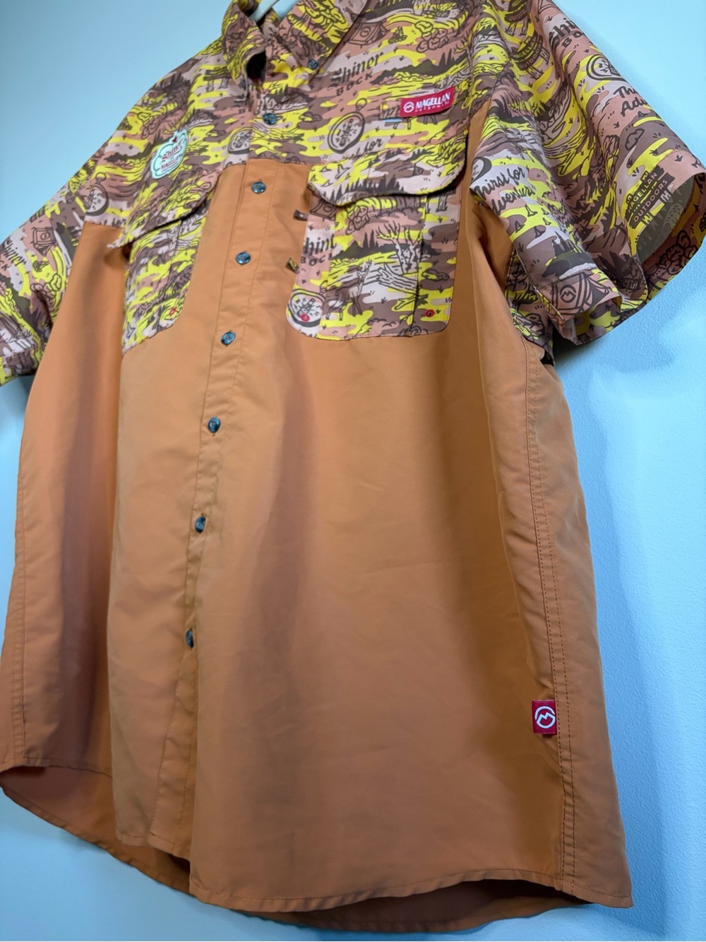 Magellan Outdoors Shiner Bock Beer Fishing Shirt Mens 2XL Short Sleeve Camo - Picture 7 of 12